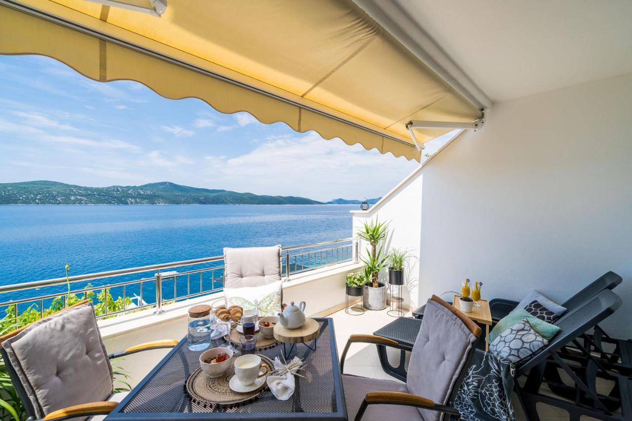 Apartments Ratac Lobrovic With Private Beach And Beautiful Sunset Слано Экстерьер фото