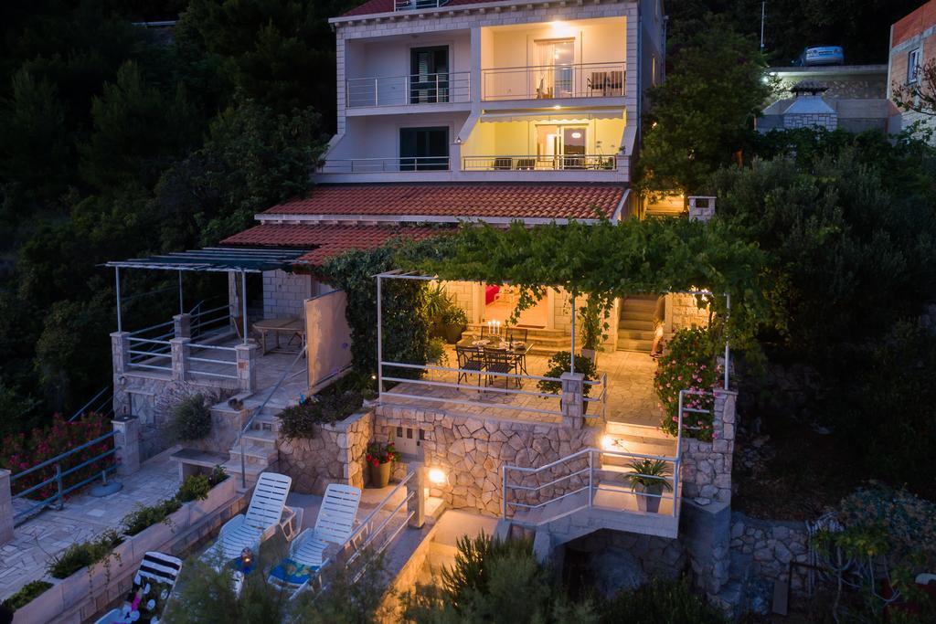 Apartments Ratac Lobrovic With Private Beach And Beautiful Sunset Слано Экстерьер фото